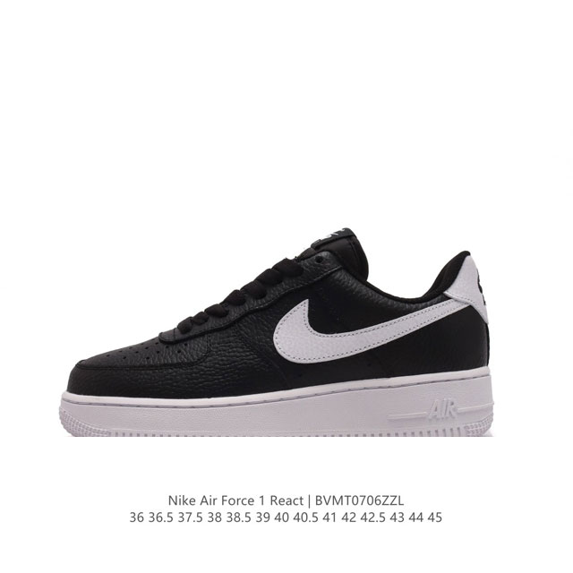 耐克 Nike Air Force 1 '07 Low 空军一号含气垫 低帮百搭厚底增高休闲运动板鞋。柔软、弹性十足的缓震性能和出色的中底设计，横跨复古与现代的