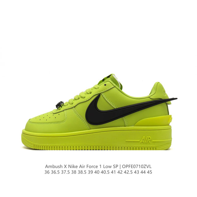 公司级 耐克 空军一号 Af1 低帮休闲板鞋 Ambush X Nk Air Force 1'07 Low Sp 空军一号联名标志性的swoosh延伸至鞋跟之外