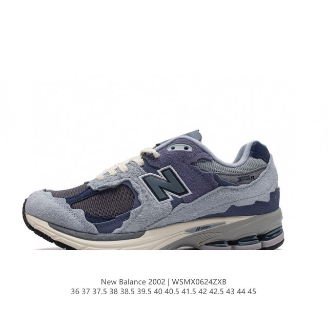 新百伦 New Balance 2002R 跑鞋 男女运动鞋 潮老爹鞋。沿袭了面世之初的经典科技，以 Encap 中底配以升级版 N-Ergy 缓震物料。鞋面则