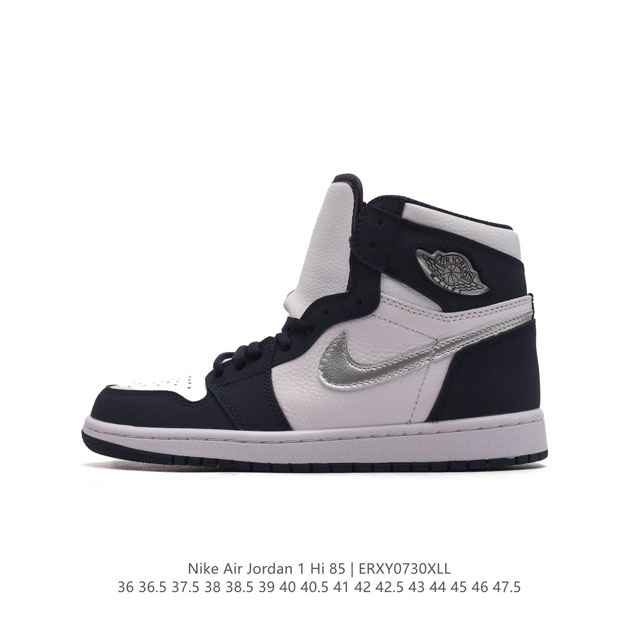 纯原版 耐克 Nike Air Jordan 1 Retro High Og 乔丹一代篮球鞋复刻运动鞋 皮面高帮板鞋的设计灵感源自运动夹克，带你重温入选球队时刻