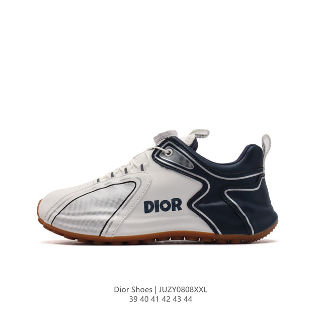 dior 迪奥 高奢品牌 彰显高级气质 Dior 运动鞋低帮系列复古百搭休闲鞋时尚慢跑鞋厚底老爹鞋。 码数：39-44 编码：Juzy0808