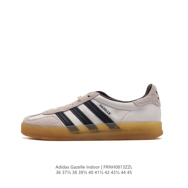 阿迪达斯 Adidas Originals Gazelle Indoor 复古三叶草防滑透明橡胶板鞋经典运动鞋。这款经典鞋,忠于原版设计,缀撞色三条纹和鞋跟饰片