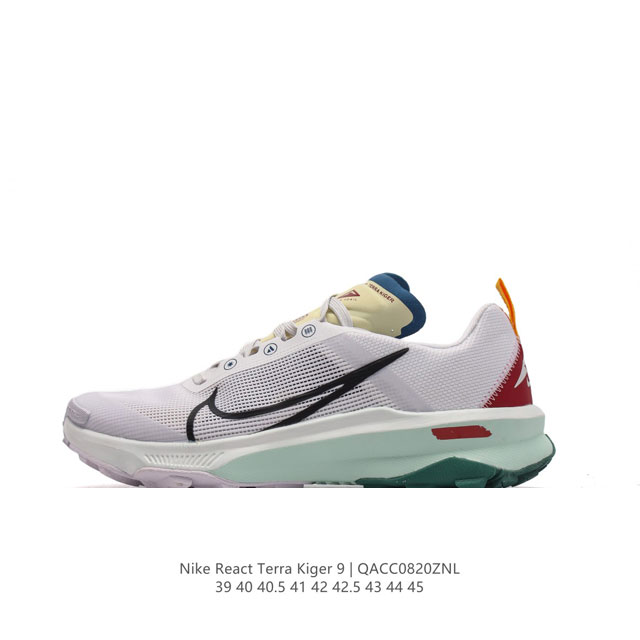 耐克 Nike React Pegasus Trail 4 Gtx 运动跑步鞋，强劲抓地力搭配你挚爱的缓震舒适脚感，结合改进版中足结构，铸就稳固柔缓的支撑效果。