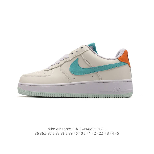 耐克 Nike Air Force 1 '07 Low 空军一号含气垫 低帮百搭厚底增高休闲运动板鞋。柔软、弹性十足的缓震性能和出色的中底设计，横跨复古与现代的