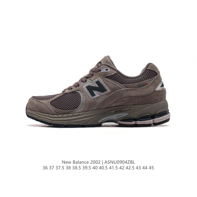 新百伦 New Balance 2002R 跑鞋 男女运动鞋 潮老爹鞋。沿袭了面世之初的经典科技，以 Encap 中底配以升级版 N-Ergy 缓震物料。鞋面则