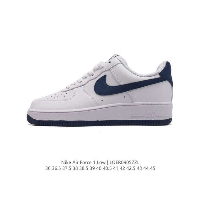 耐克 Nike Air Force 1 '07 Low 空军一号含气垫 低帮百搭厚底增高休闲运动板鞋。柔软、弹性十足的缓震性能和出色的中底设计，横跨复古与现代的