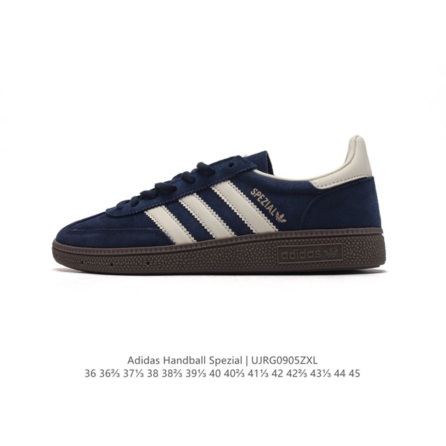 阿迪达斯 Adidas Handball Spezial 低帮三叶草学院风复古休闲板鞋 德训鞋 橡胶底柔软皮革经典运动鞋板鞋。圆头、缝合拼接设计、正面绑带、鞋舌