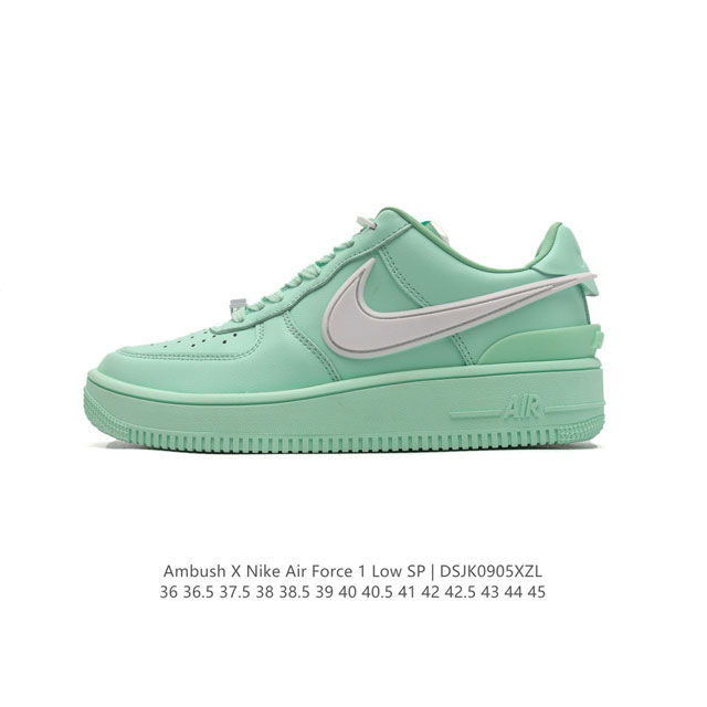 公司级 耐克 空军一号 Af1 低帮休闲板鞋 Ambush X Nk Air Force 1'07 Low Sp 空军一号联名标志性的swoosh延伸至鞋跟之外