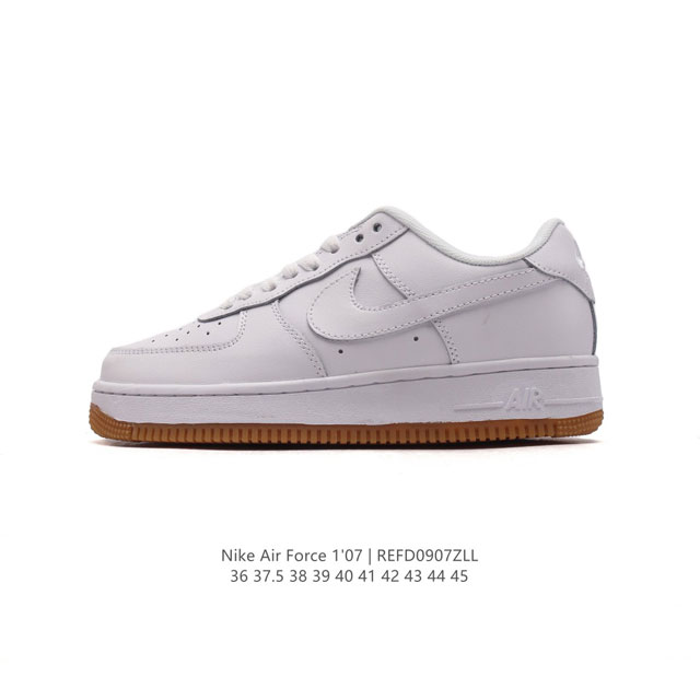 耐克 Nike Air Force 1 '07 Low 空军一号含气垫 低帮百搭厚底增高休闲运动板鞋。柔软、弹性十足的缓震性能和出色的中底设计，横跨复古与现代的