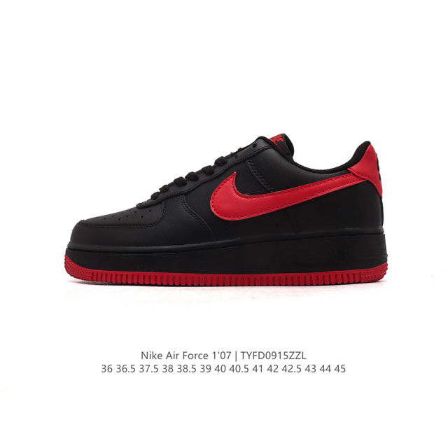 耐克 Nike Air Force 1 '07 Low 空军一号含气垫 低帮百搭厚底增高休闲运动板鞋 小白鞋 。柔软、弹性十足的缓震性能和出色的中底设计，横跨复