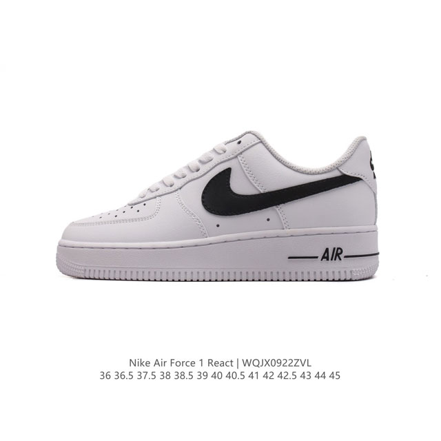 耐克 Nike Air Force 1 React Qs 空军一号 低帮 含气垫百搭休闲厚底增高运动板鞋。柔软、弹性十足的缓震性能和出色的中底设计，横跨复古与现