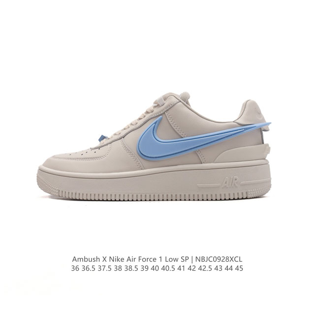 公司级 耐克 空军一号 Af1 低帮休闲板鞋 Ambush X Nk Air Force 1'07 Low Sp 空军一号联名标志性的swoosh延伸至鞋跟之外