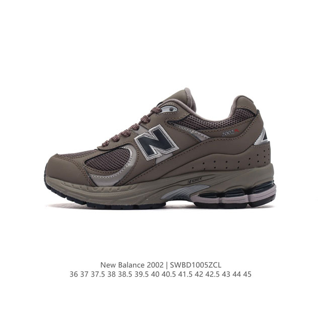 特价 新百伦 New Balance 2002R 跑鞋 男女运动鞋厚底老爹鞋。沿袭了面世之初的经典科技，以 Encap 中底配以升级版 N-Ergy 缓震物料。