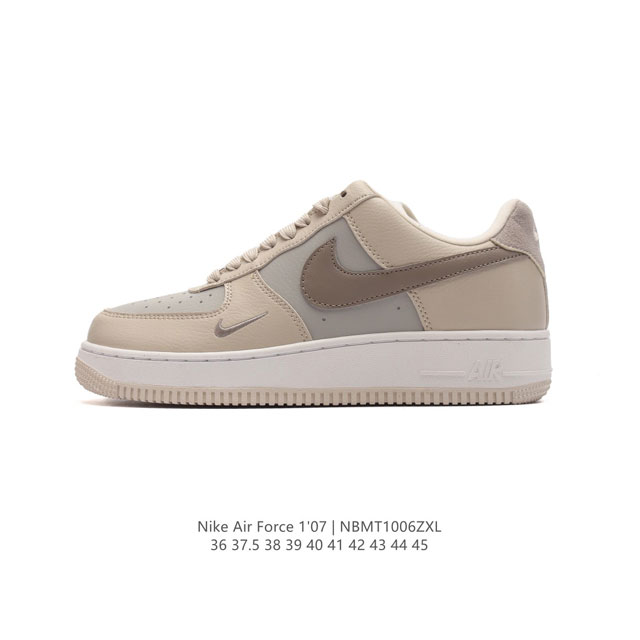 耐克 Nike Air Force 1 '07 Low 空军一号含气垫 小白鞋 低帮百搭厚底增高休闲运动板鞋。柔软、弹性十足的缓震性能和出色的中底设计，横跨复古