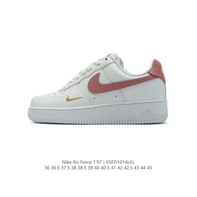 耐克 Nike Air Force 1 '07 Low 空军一号含气垫 低帮百搭厚底增高休闲运动板鞋。柔软、弹性十足的缓震性能和出色的中底设计，横跨复古与现代的