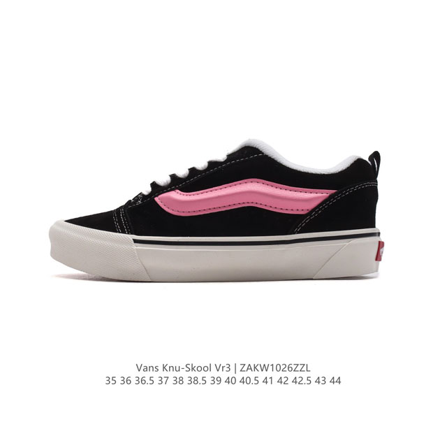 万斯 Vans Knu-Skool VR3 LX 面包鞋 豹纹帆布鞋面。坎普尔 茱利安系列低帮复古硫化休闲运动板鞋“肥胖版大LOGO”要说整个年最为热门的鞋型之