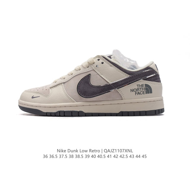 公司级 耐克 Nike Dunk Low Retro 运动鞋复古板鞋。作为 80 年代经典篮球鞋款，起初专为硬木球场打造，后来成为席卷街头的时尚标杆，现以经典细