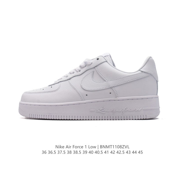 耐克 Nike Air Force 1 '07 Low 空军一号 含气垫 小白鞋 低帮百搭厚底增高休闲运动板鞋。柔软、弹性十足的缓震性能和出色的中底设计，横跨复