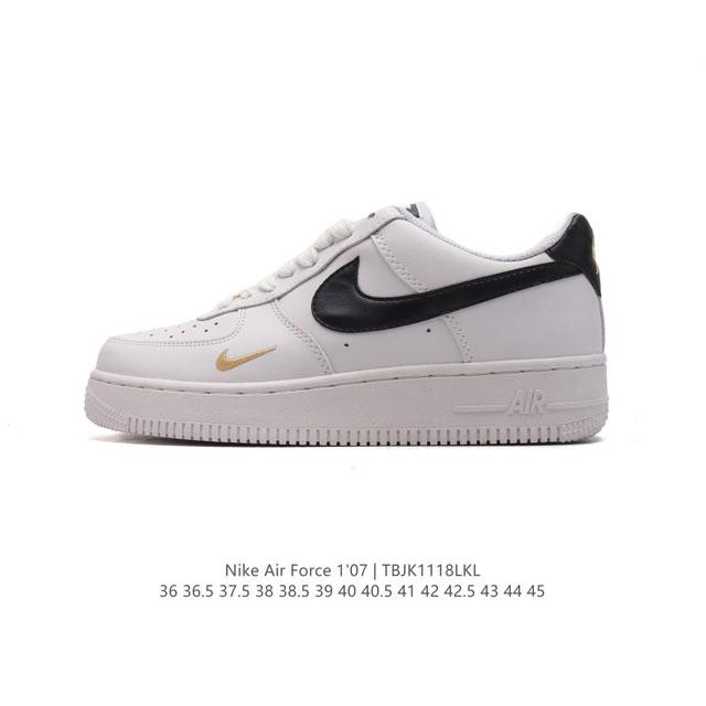 耐克 Nike Air Force 1 '07 Low 空军一号含气垫 低帮百搭厚底增高休闲运动板鞋。柔软、弹性十足的缓震性能和出色的中底设计，横跨复古与现代的