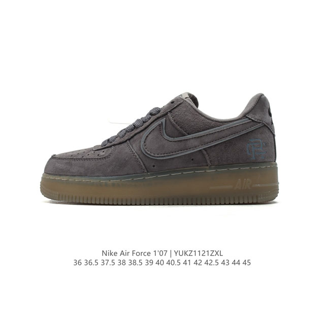 耐克 Nike Air Force 1 '07 Low 空军一号含气垫 小白鞋 低帮百搭厚底增高休闲运动板鞋。柔软、弹性十足的缓震性能和出色的中底设计，横跨复古