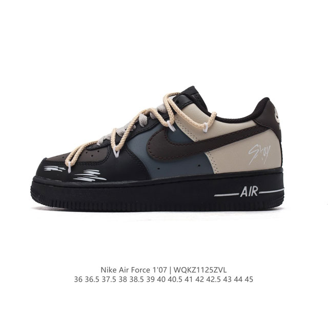 耐克 Nike Air Force 1 '07 Low 空军一号含气垫 解构绑带 双鞋带 小白鞋 低帮百搭厚底增高休闲运动板鞋。柔软、弹性十足的缓震性能和出色的