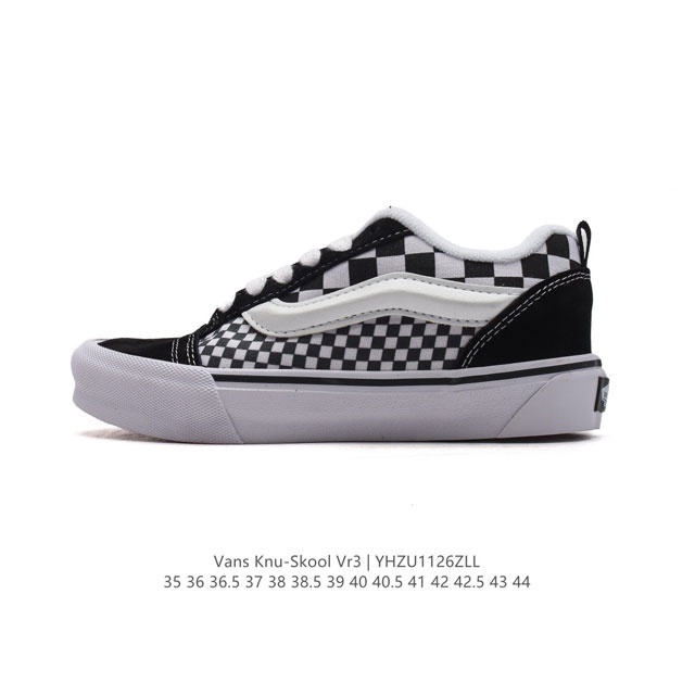 万斯 Vans Knu-Skool Vr3 Lx 面包鞋帆布鞋面。坎普尔 茱利安系列低帮复古硫化休闲运动板鞋“肥胖版大logo”要说整个年最为热门的鞋型之一，