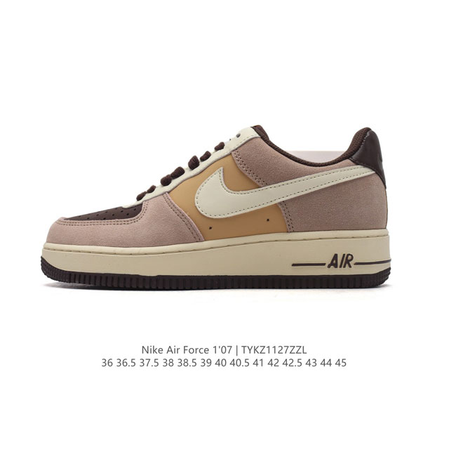 耐克 Nike Air Force 1 '07 Low 空军一号含气垫 小白鞋 低帮百搭厚底增高休闲运动板鞋。柔软、弹性十足的缓震性能和出色的中底设计，横跨复古