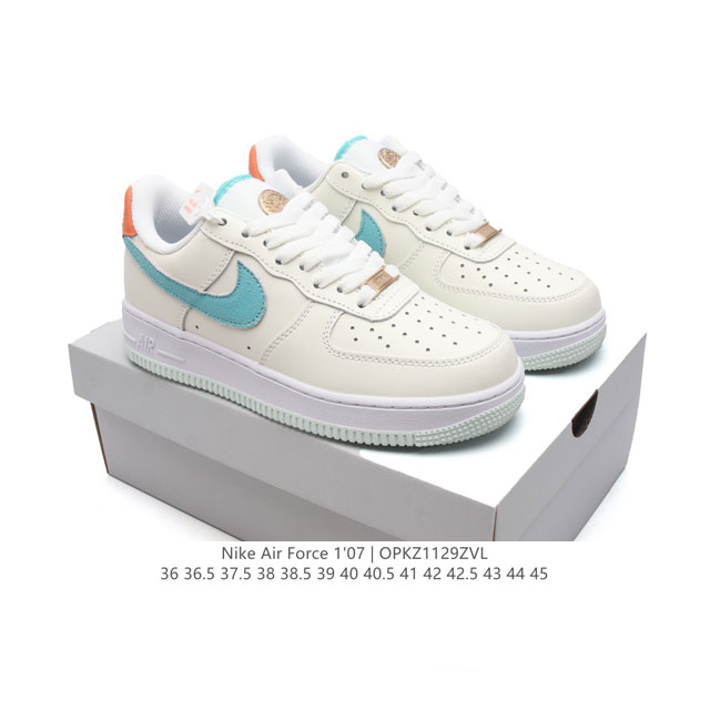 耐克 Nike Air Force 1 '07 Low 空军一号含气垫 小白鞋 低帮百搭厚底增高休闲运动板鞋。柔软、弹性十足的缓震性能和出色的中底设计，横跨复古