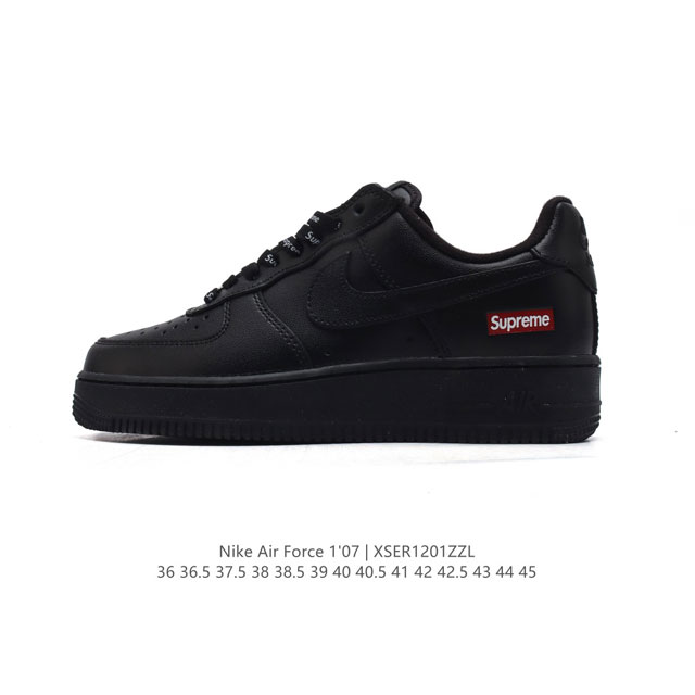 耐克 Nike Air Force 1 '07 Low 空军一号含气垫 小白鞋 低帮百搭厚底增高休闲运动板鞋。柔软、弹性十足的缓震性能和出色的中底设计，横跨复古