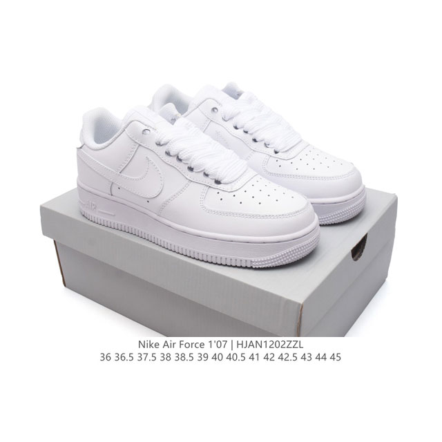 耐克 Nike Air Force 1 '07 Low 空军一号含气垫 小白鞋 低帮百搭厚底增高休闲运动板鞋。柔软、弹性十足的缓震性能和出色的中底设计，横跨复古