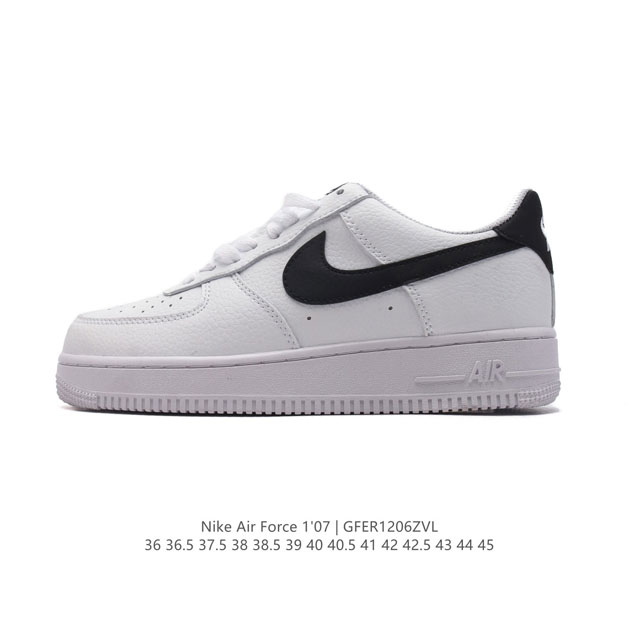 耐克 Nike Air Force 1 '07 Low 空军一号含气垫 小白鞋 低帮百搭厚底增高休闲运动板鞋。柔软、弹性十足的缓震性能和出色的中底设计，横跨复古