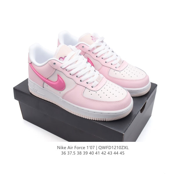 耐克 Nike Air Force 1 '07 Low 空军一号含气垫 小白鞋 低帮百搭厚底增高休闲运动板鞋。柔软、弹性十足的缓震性能和出色的中底设计，横跨复古