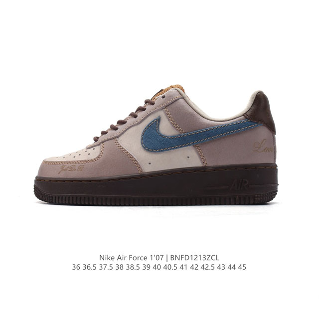 耐克 Nike Air Force 1 '07 Low 空军一号含气垫 小白鞋 低帮百搭厚底增高休闲运动板鞋。柔软、弹性十足的缓震性能和出色的中底设计，横跨复古