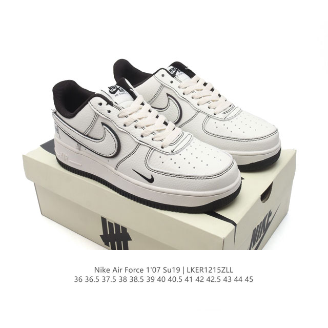 耐克 Nike Air Force 1 ‘07 Su19 空军一号 Af1 Af1 百搭休闲运动板鞋。柔软、弹性十足的缓震性能和出色的中底设计，横跨复古与现代的