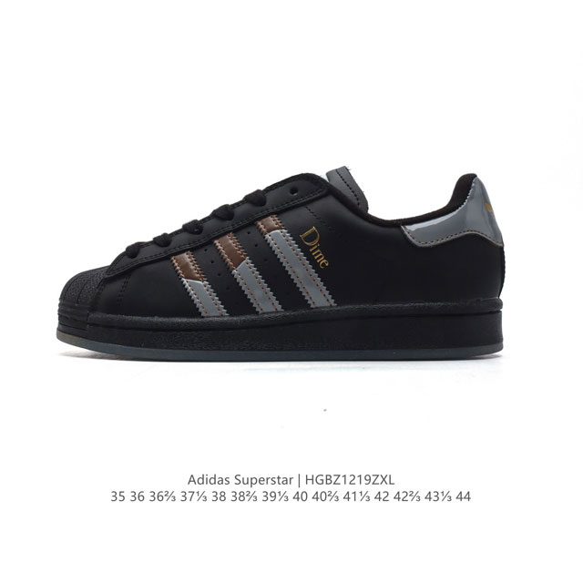 头层皮 阿迪达斯 新款 Adidas Superstar 三叶草 经典贝壳头系列 新款休闲板鞋潮流男女士运动鞋 。鞋面柔软皮革材质 标志性的贝壳鞋头，锯齿三条纹