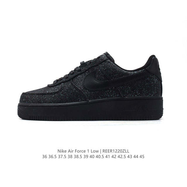 新款 耐克 Nike Air Force 1 '07 Low 空军一号亮晶超闪鞋面 含气垫 小白鞋 低帮百搭厚底增高休闲运动板鞋。柔软、弹性十足的缓震性能和出色