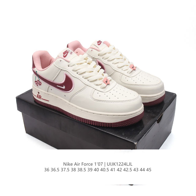 耐克 Nike Air Force 1 '07 Low 空军一号含气垫 小白鞋 低帮百搭厚底增高休闲运动板鞋。柔软、弹性十足的缓震性能和出色的中底设计，横跨复古