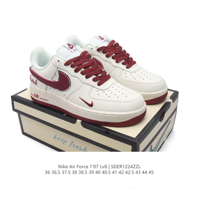 耐克 Nike Air Force 1 '07 Low 空军一号含气垫 小白鞋 低帮百搭厚底增高休闲运动板鞋。柔软、弹性十足的缓震性能和出色的中底设计，横跨复古