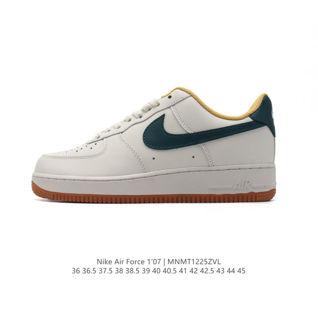 耐克 Nike Air Force 1 '07 Low 空军一号含气垫 小白鞋 低帮百搭厚底增高休闲运动板鞋。柔软、弹性十足的缓震性能和出色的中底设计，横跨复古