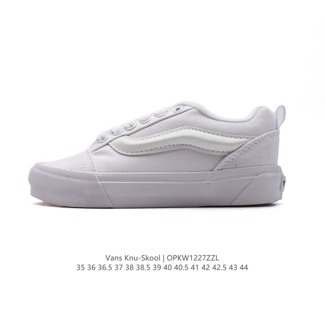 万斯 Vans Knu-Skool Vr3 Lx 面包鞋帆布鞋面。坎普尔 茱利安系列低帮复古硫化休闲运动板鞋“肥胖版大logo”要说整个年最为热门的鞋型之一，