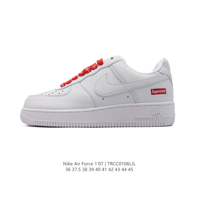 耐克 Nike Air Force 1 '07 Low 空军一号含气垫 低帮百搭厚底增高休闲运动板鞋。柔软、弹性十足的缓震性能和出色的中底设计，横跨复古与现代的