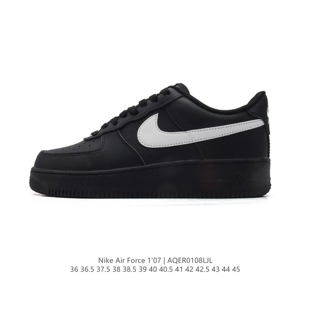 耐克 Nike Air Force 1 '07 Low 空军一号含气垫 低帮百搭厚底增高休闲运动板鞋。柔软、弹性十足的缓震性能和出色的中底设计，横跨复古与现代的