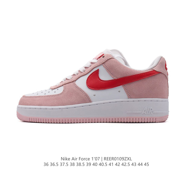 特价 耐克 Nike Air Force 1 '07 Low 空军一号含气垫 小白鞋 低帮百搭厚底增高休闲运动板鞋。柔软、弹性十足的缓震性能和出色的中底设计，横