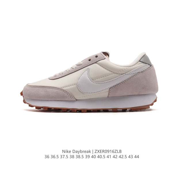 Nike 耐克 Nike Daybreak Sp破晓系列华夫复古休闲运动慢跑鞋男女子运动鞋。采用翻毛麂皮拼接牛津布面材质，其鞋面做工精细，脚感轻盈，具有良好的透