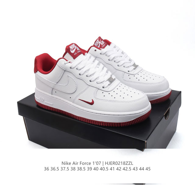 耐克Nike Air Force 1 Low 空军一号 Af1 小白鞋 低帮百搭厚底增高休闲运动板鞋。柔软、弹性十足的缓震性能和出色的中底设计，横跨复古与现代的