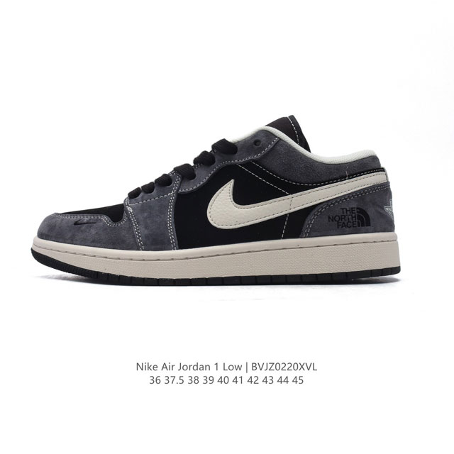 公司级 耐克 乔丹Air Jordan 1 Low Aj1 乔1 乔丹1代Aj1 北脸 北面联名低帮复古文化休闲运动篮球鞋。该鞋款从 1985 年元年款汲取设计