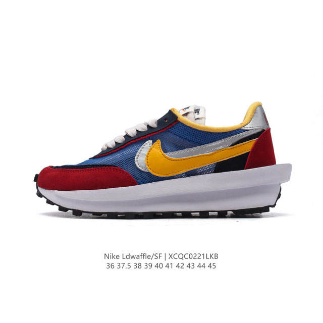 耐克 Nike 耐克双勾Swoosh跑鞋 厚底增高运动鞋。Sacai X Nike Ldwaffle 慢跑鞋 Sacai 将 Nike 经典鞋款 Waffle