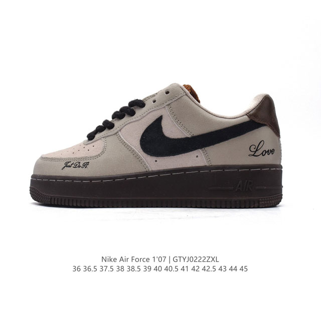 耐克 Nike Air Force 1 '07 Low 空军一号 2025年蛇年 新年鞋子 含气垫 低帮百搭厚底增高休闲运动板鞋。柔软、弹性十足的缓震性能和出色