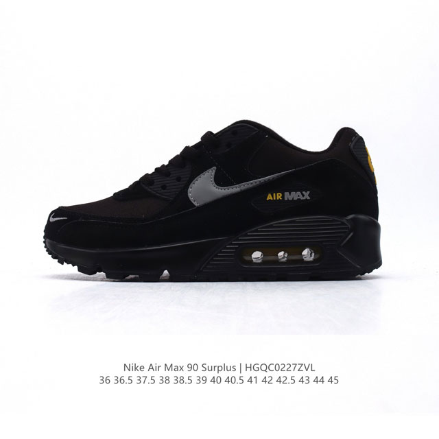 耐克 Nike Air Max 90 Prm 时尚复古运动鞋 穿着出来的不仅是舒适,而是休闲运动与时尚的相结合。它既可以当动运跑鞋来穿，也可以当休闲鞋来穿，无论