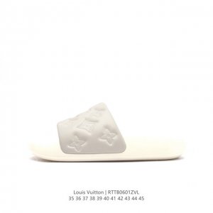 Lv 拖鞋系列 Louis Vuitton 沙滩休闲拖鞋 Louis Vuitton Lv 路易威登 浮雕 潮流经典魔术贴一字拖鞋延续经典 上脚舒适性极好 鞋轻